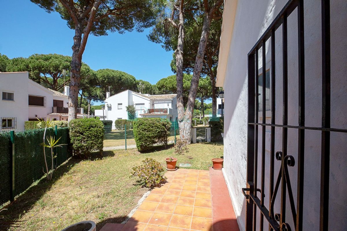 Town House for rent in New Golden Mile, Estepona