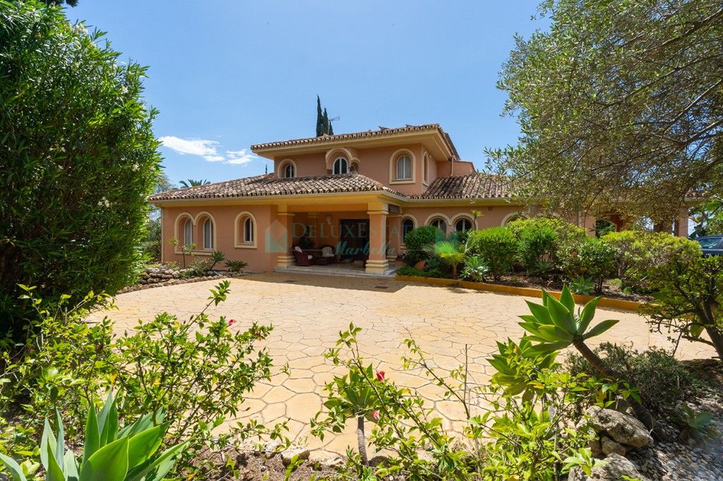 Villa for sale in Elviria, Marbella East