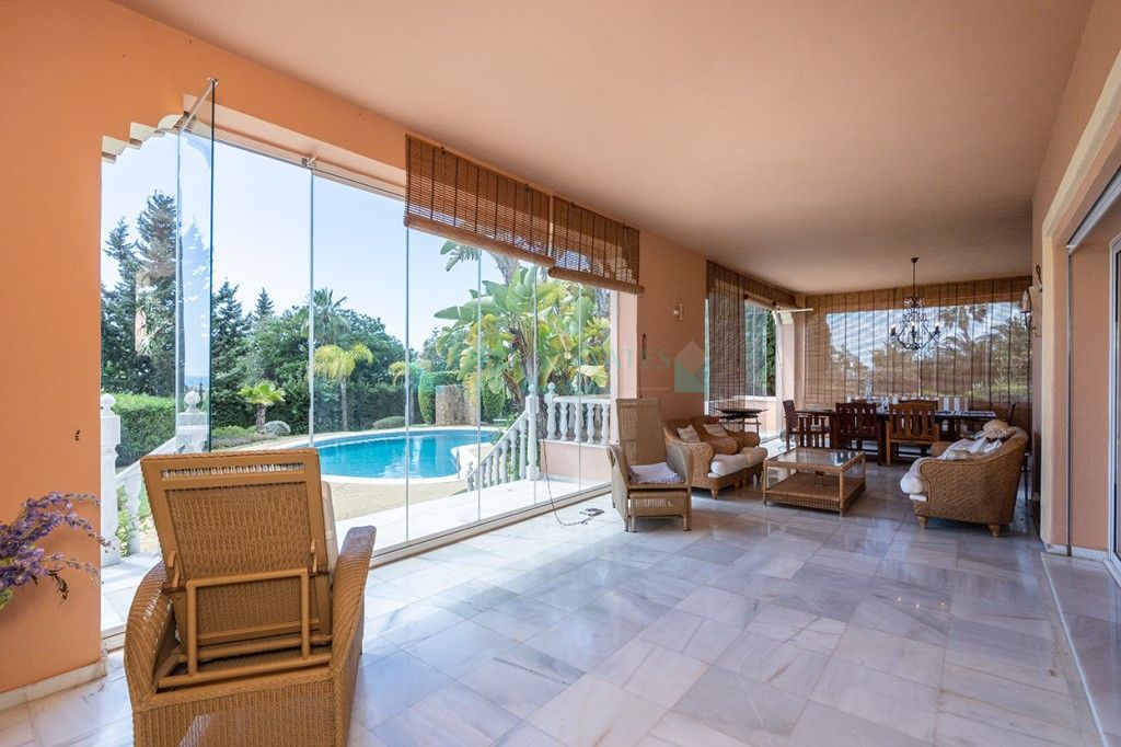 Villa for sale in Elviria, Marbella East