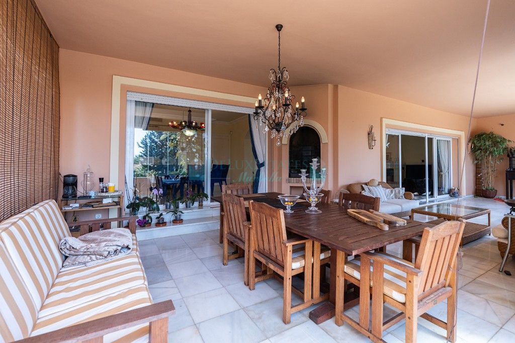 Villa for sale in Elviria, Marbella East