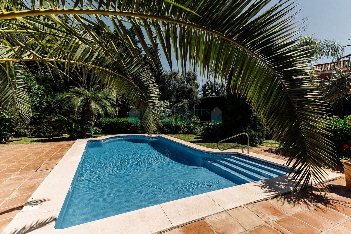 Villa en venta en Bahia de Marbella, Marbella Este