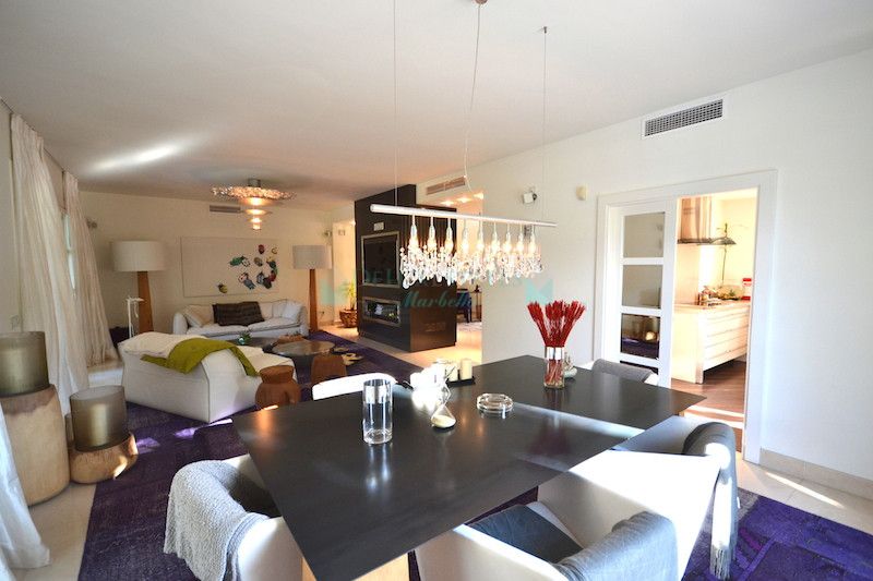 Villa en alquiler en Nueva Andalucia