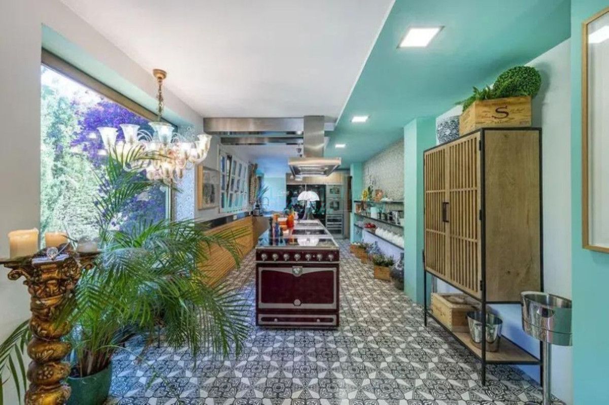 Villa for sale in Marbella