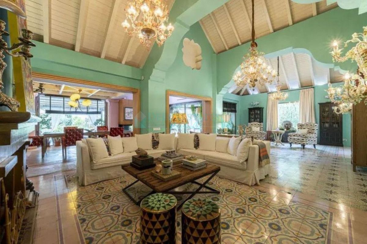 Villa for sale in Marbella