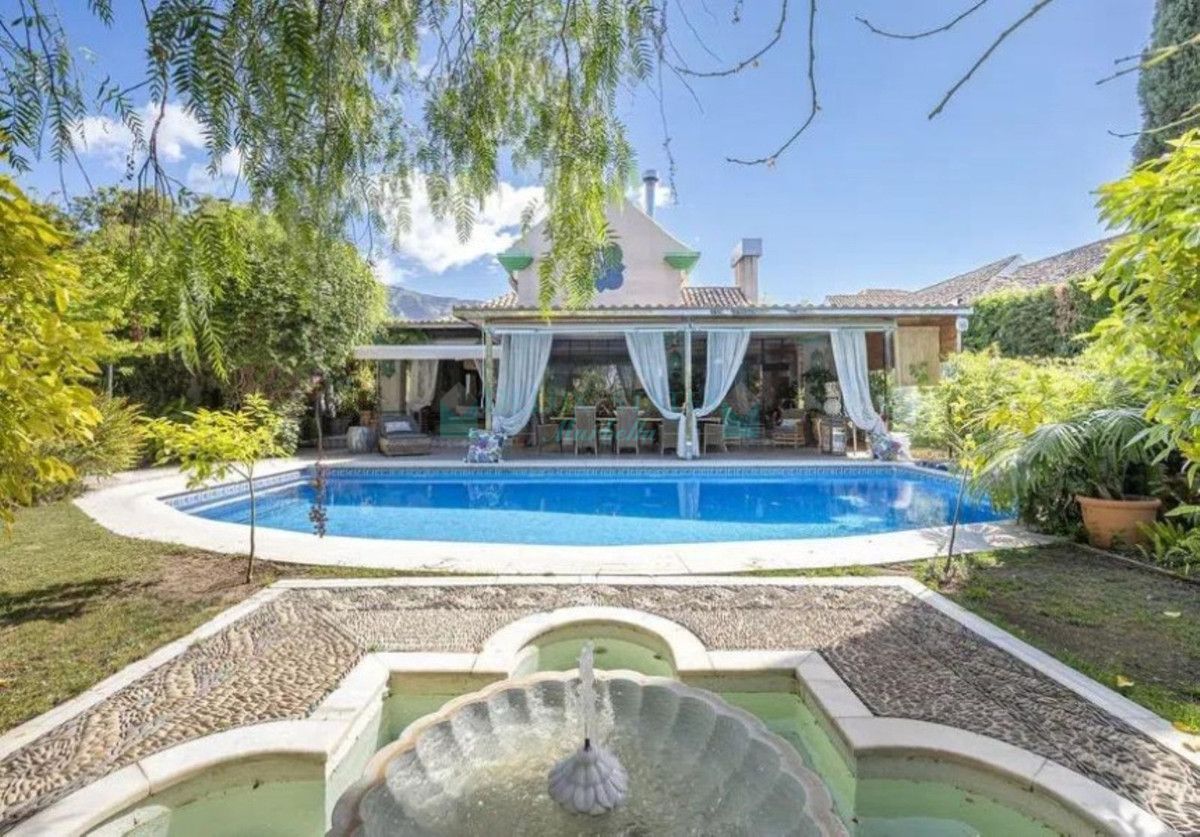 Villa for sale in Marbella