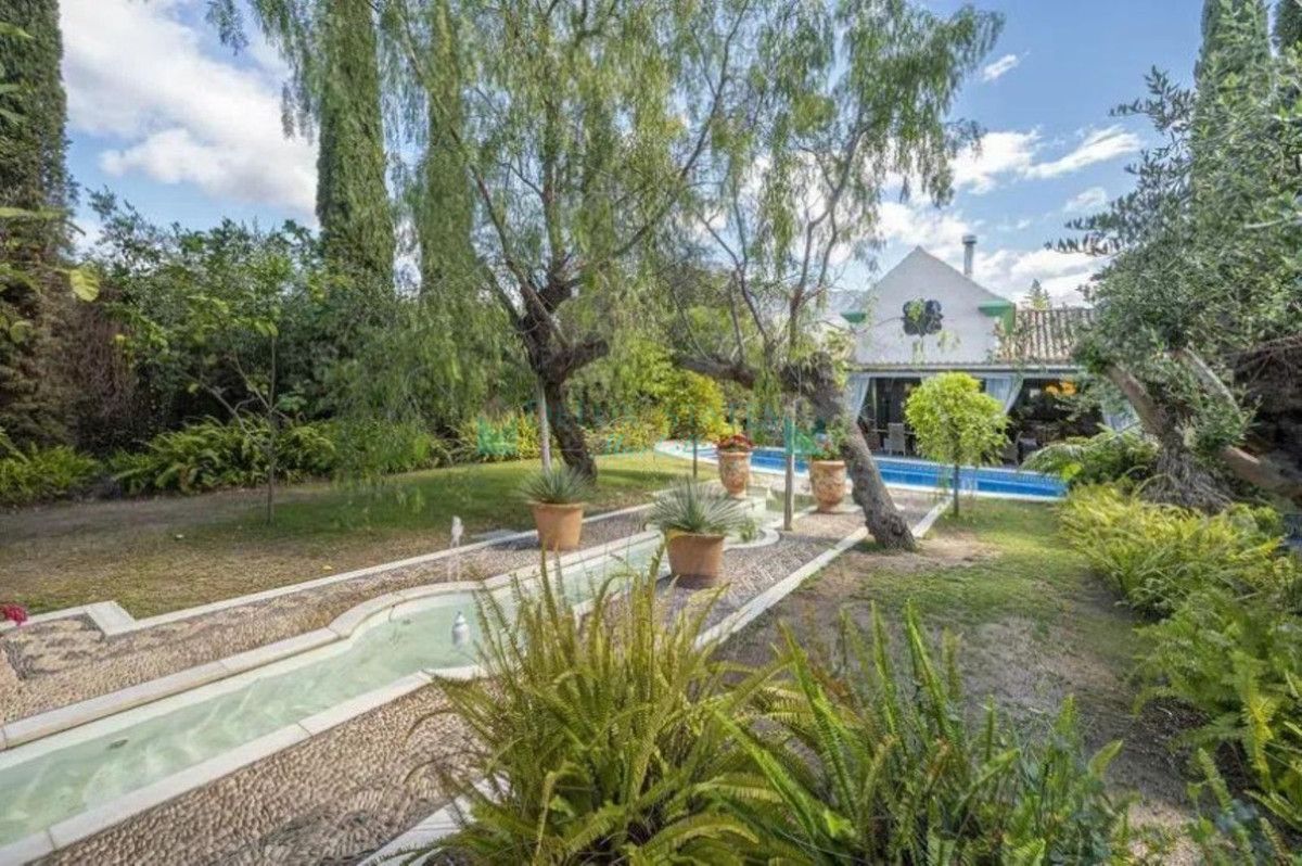 Villa for sale in Marbella