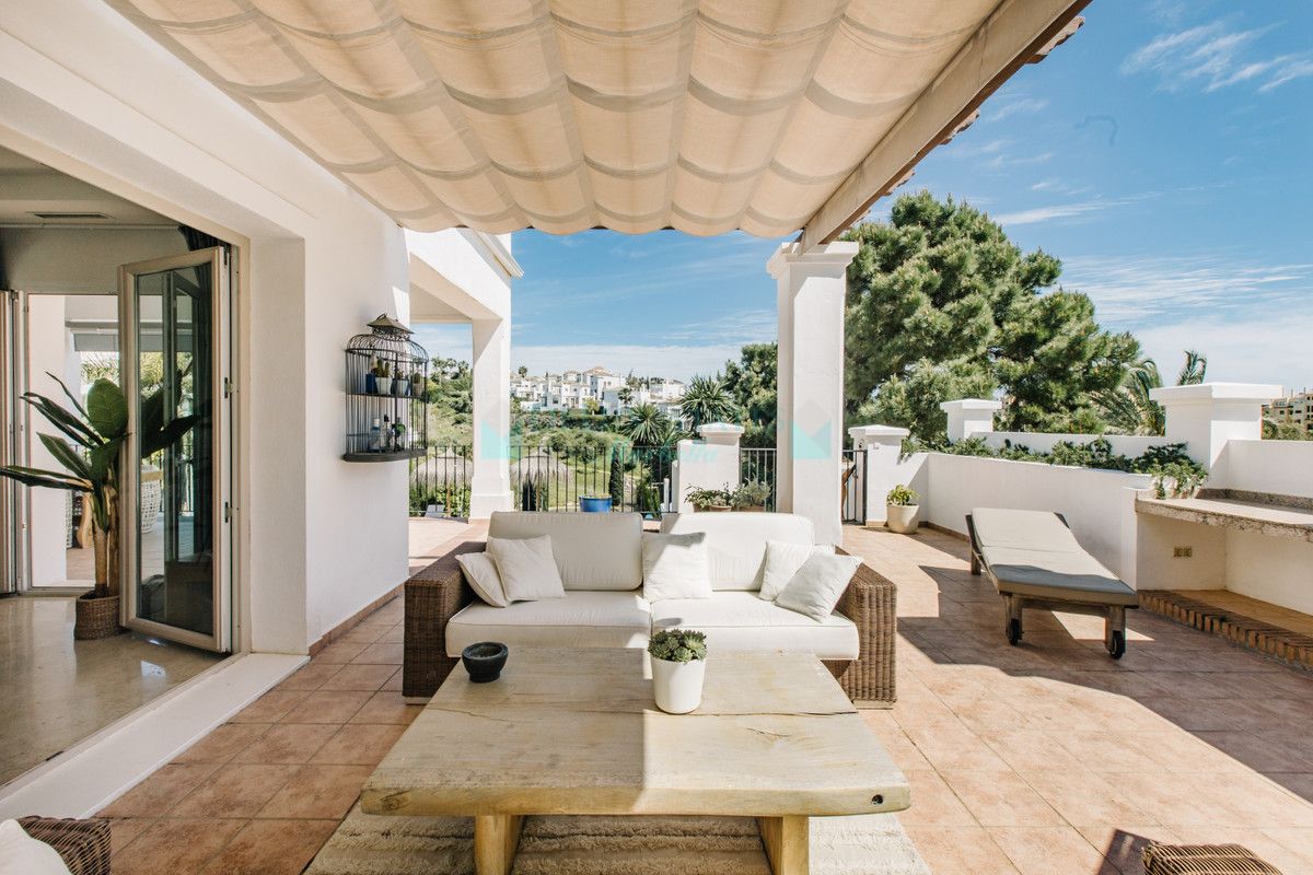 Villa en venta en Estepona