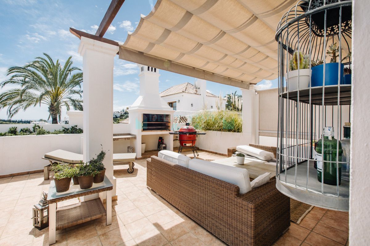 Villa en venta en Estepona