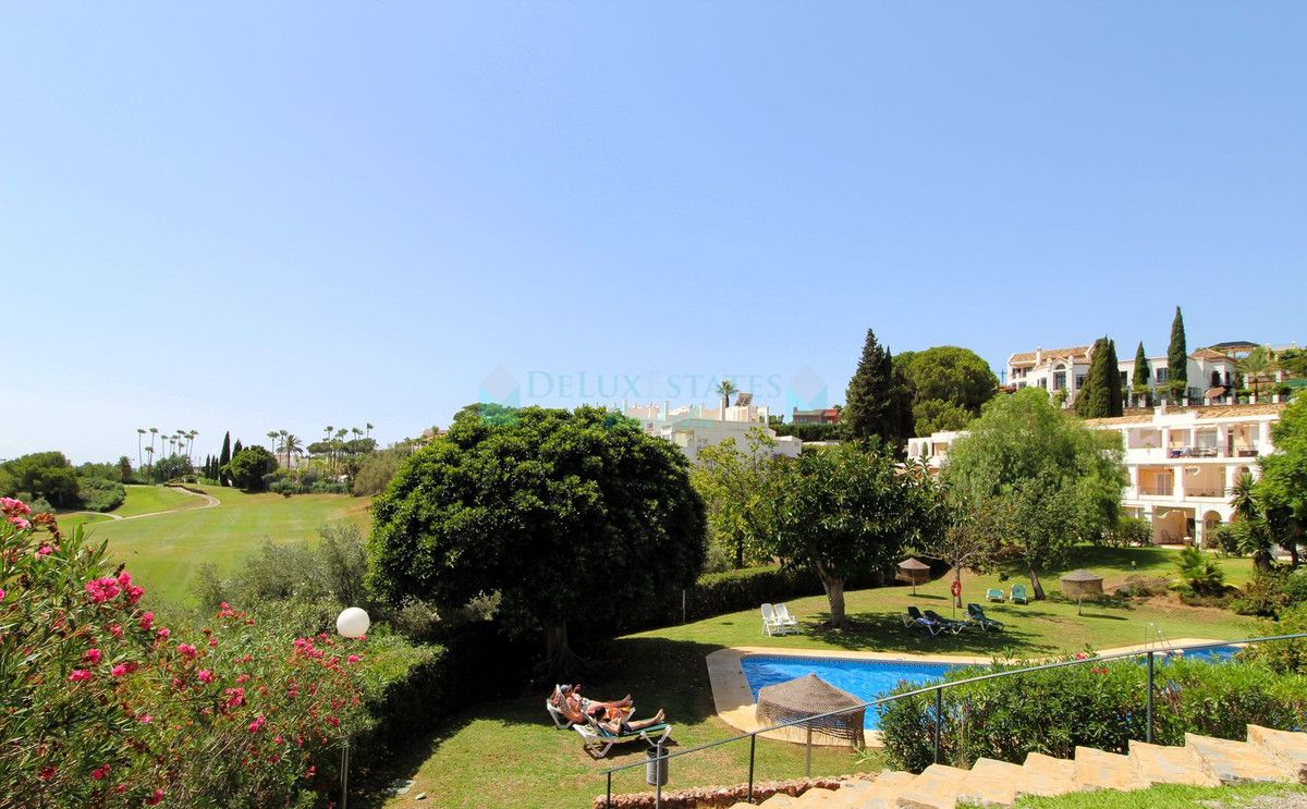 Apartment for sale in La Quinta, Benahavis