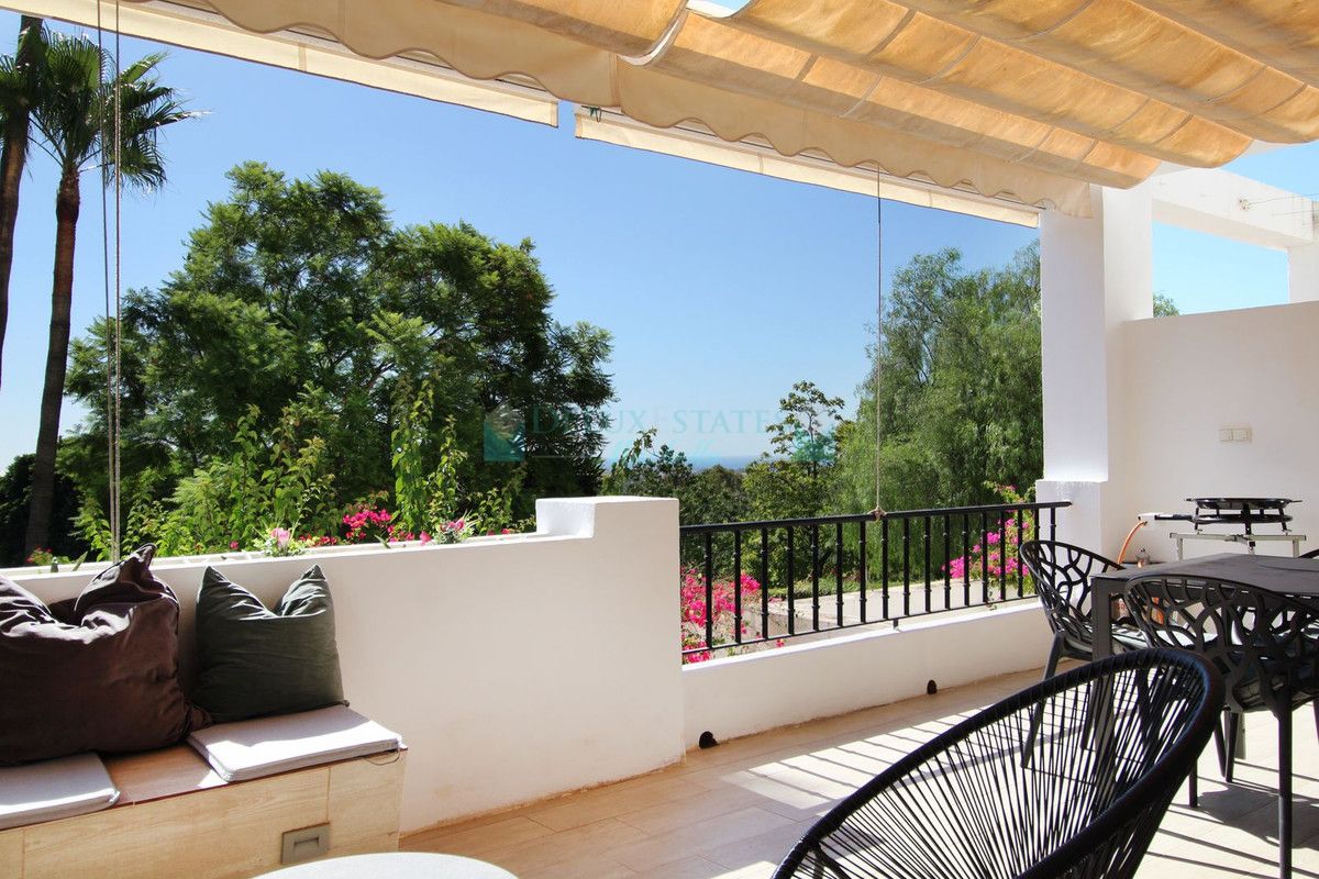 Apartment for sale in La Quinta, Benahavis