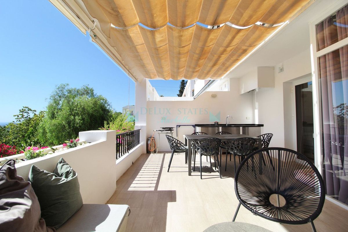 Apartment for sale in La Quinta, Benahavis