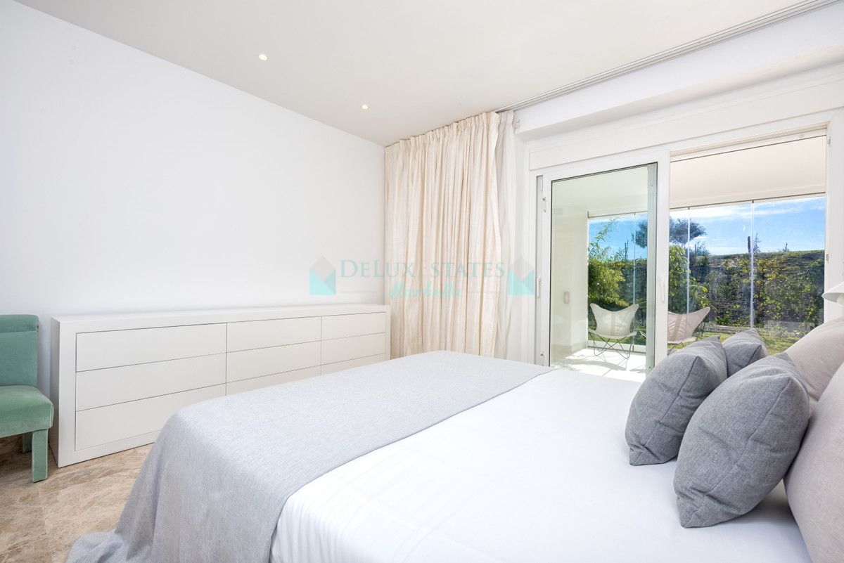 Semi Detached Villa for rent in Marbella