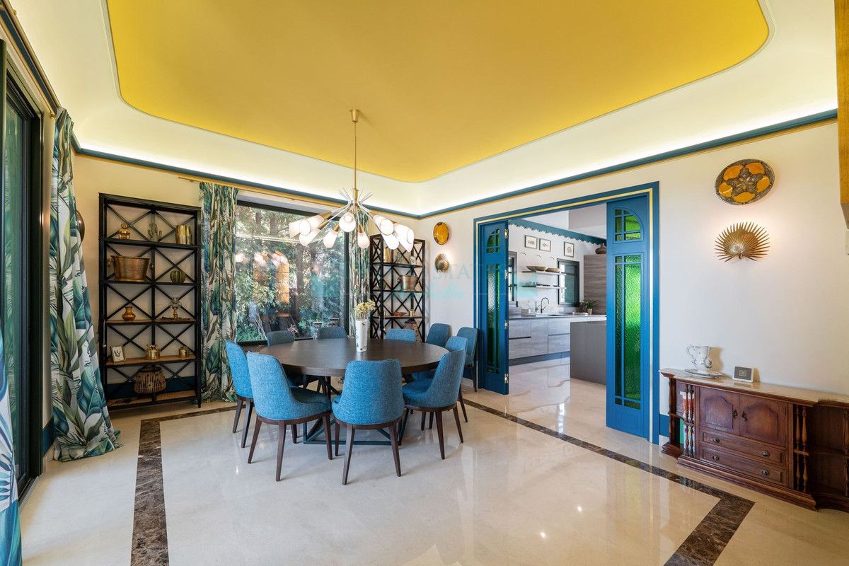 Villa for rent in Selwo, Estepona