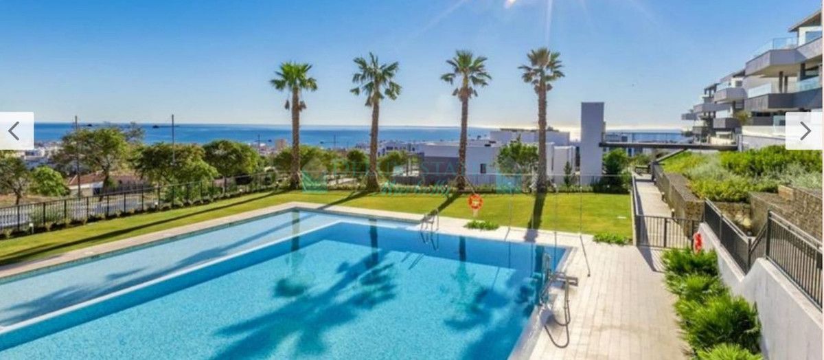 Apartment for sale in Estepona