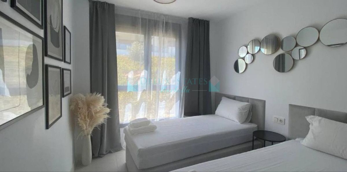 Apartment for sale in Estepona