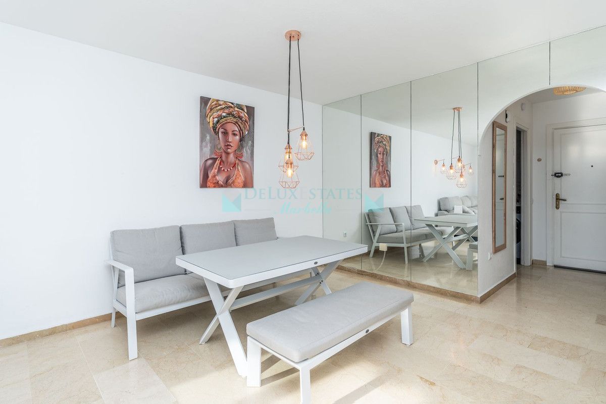 Penthouse for sale in El Paraiso, Estepona