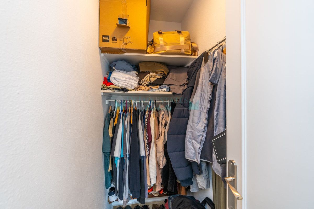 Ático en venta en El Paraiso, Estepona