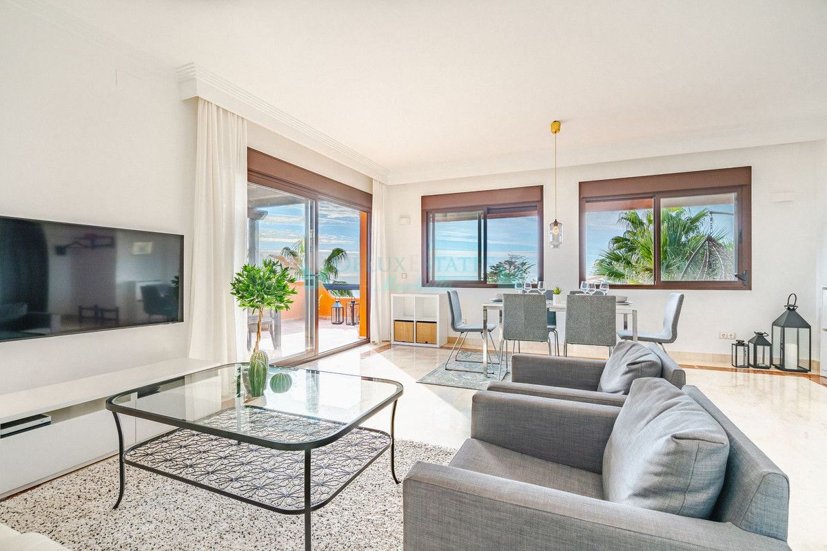 Penthouse for sale in Estepona