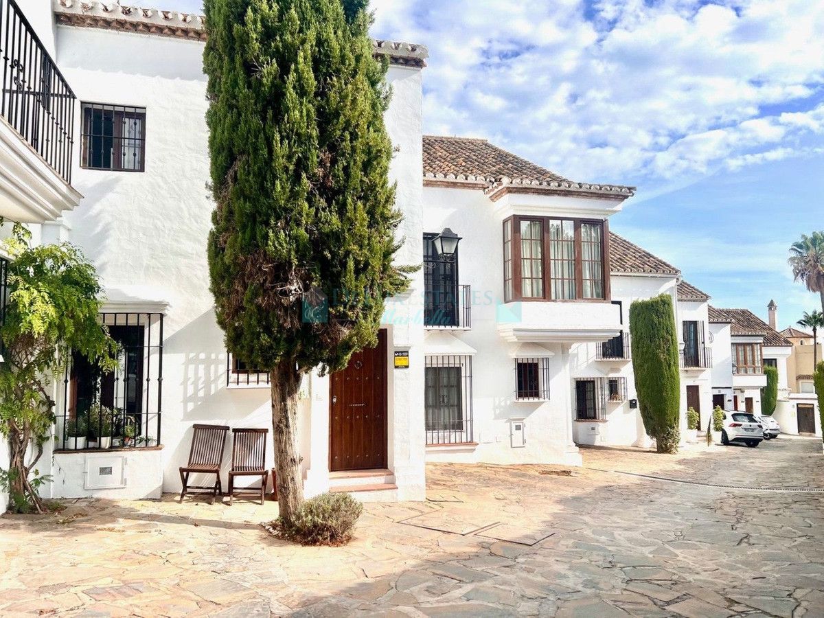 Adosado en venta en Marbella