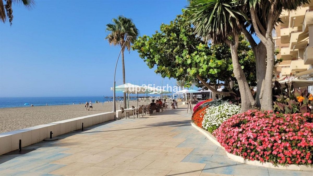 Penthouse for sale in Estepona