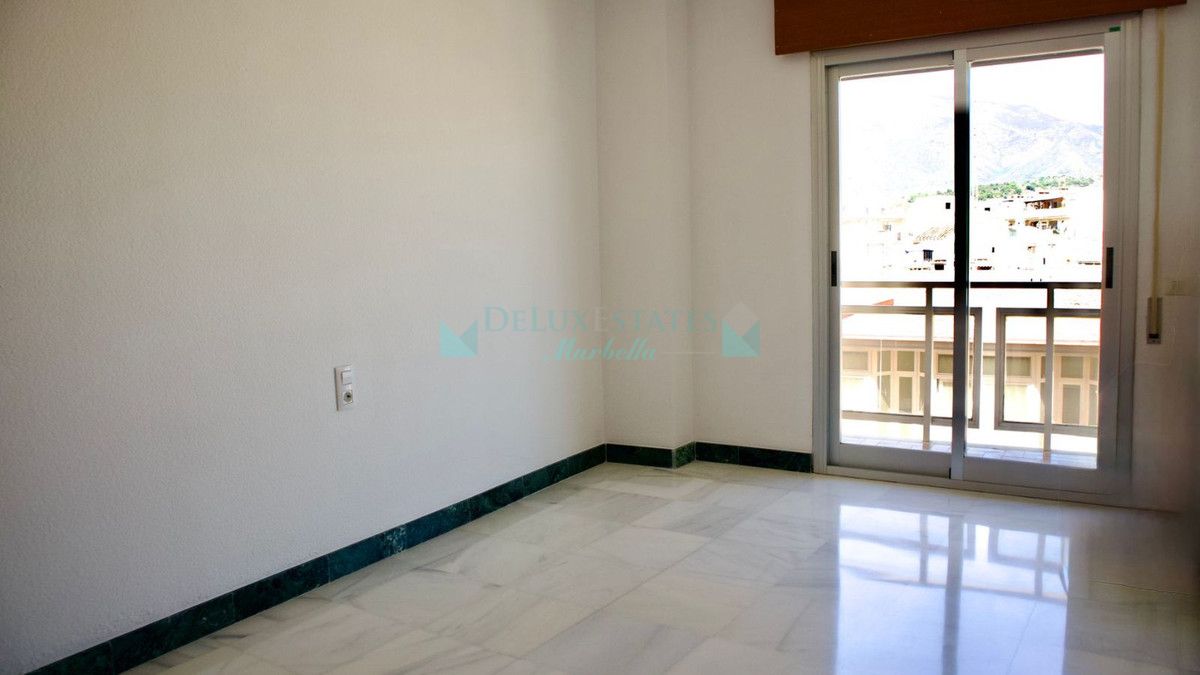 Apartamento en alquiler en Estepona