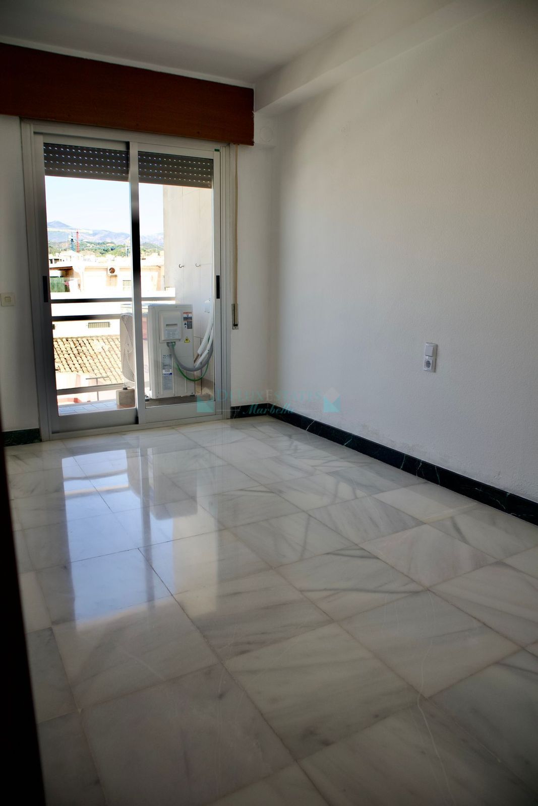 Apartamento en alquiler en Estepona