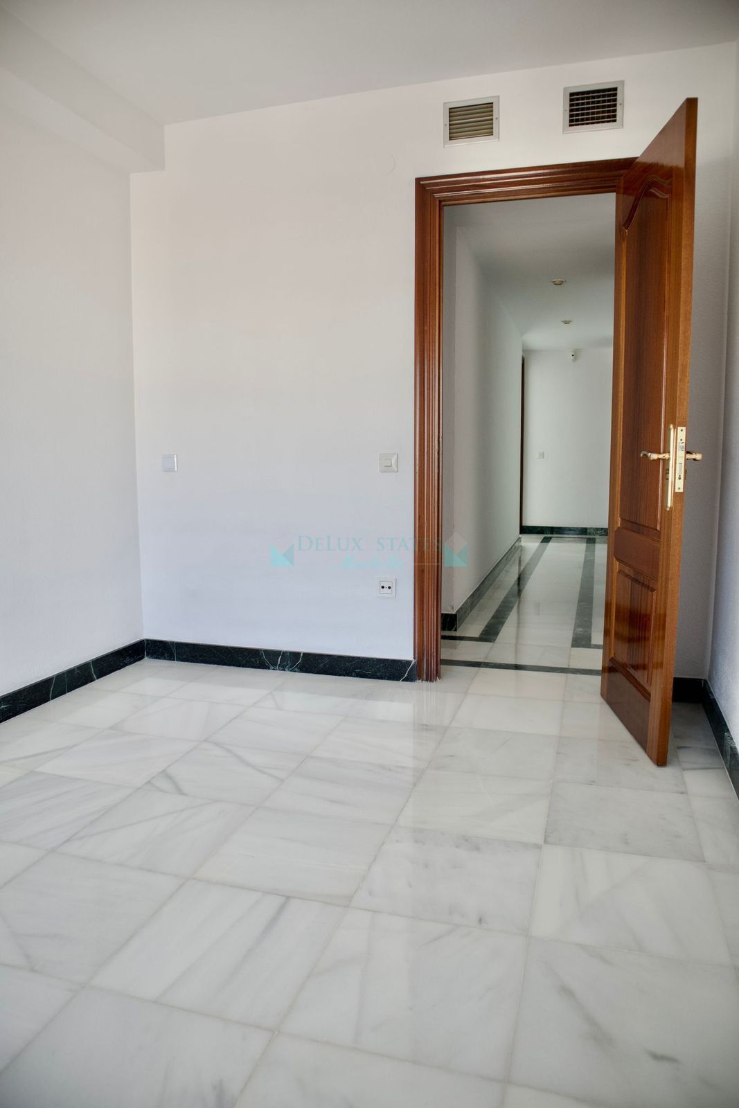 Apartamento en alquiler en Estepona