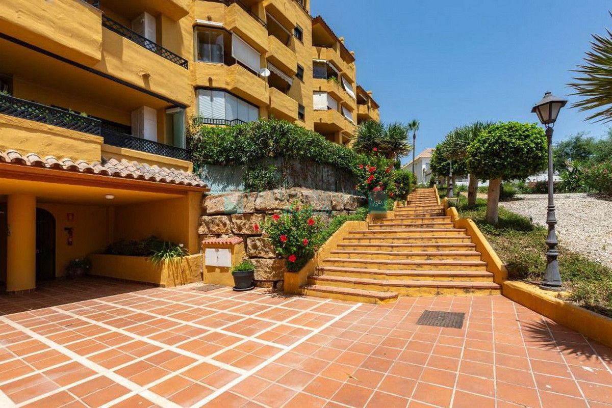 Apartamento en venta en Selwo, Estepona