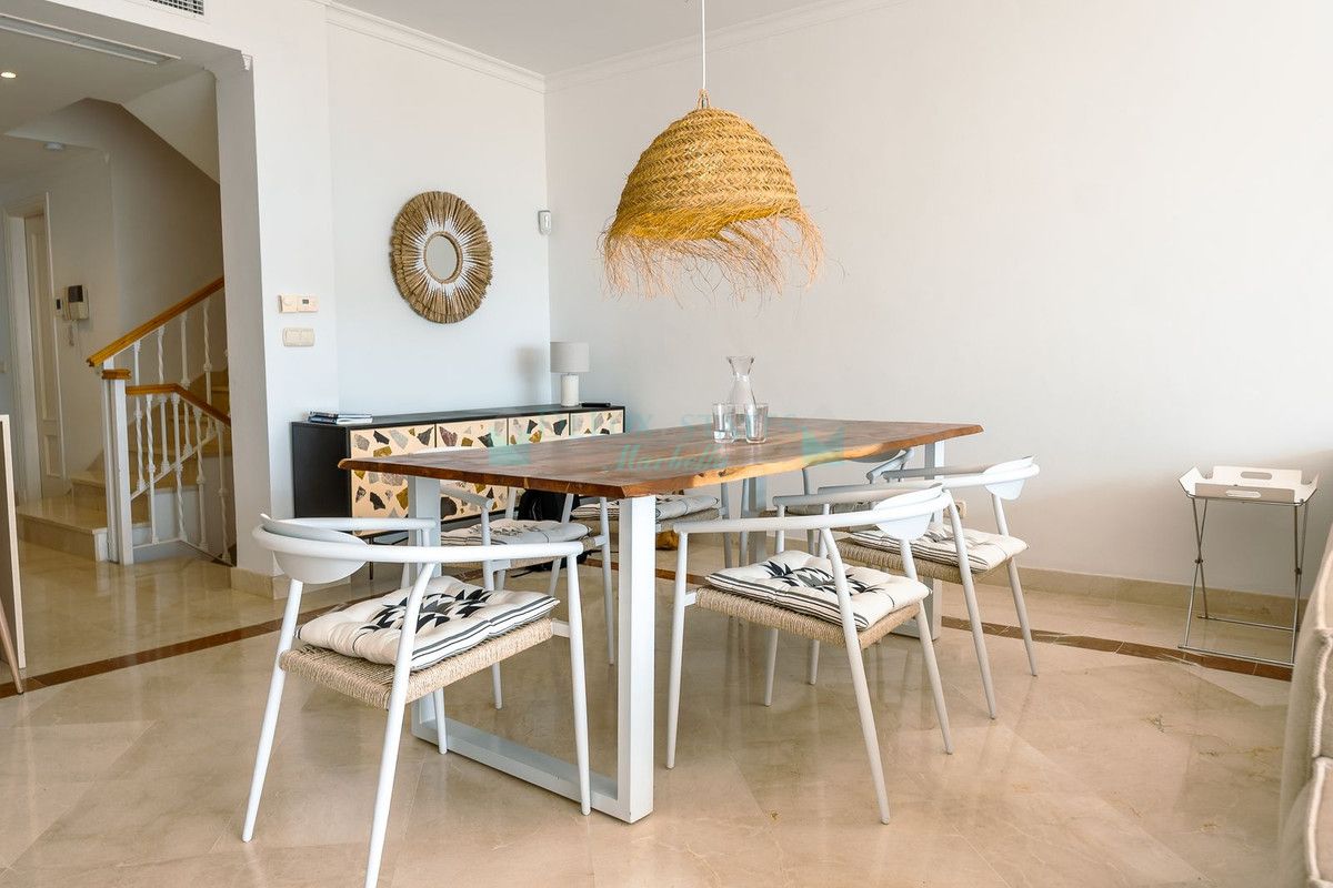 Semi Detached Villa for rent in Elviria, Marbella East