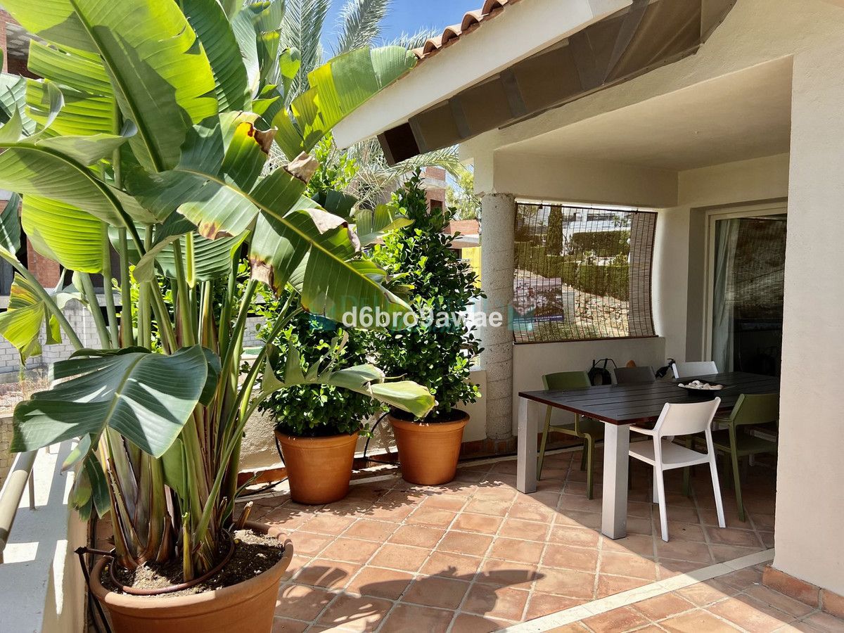 Ático en venta en Rio Real, Marbella Este