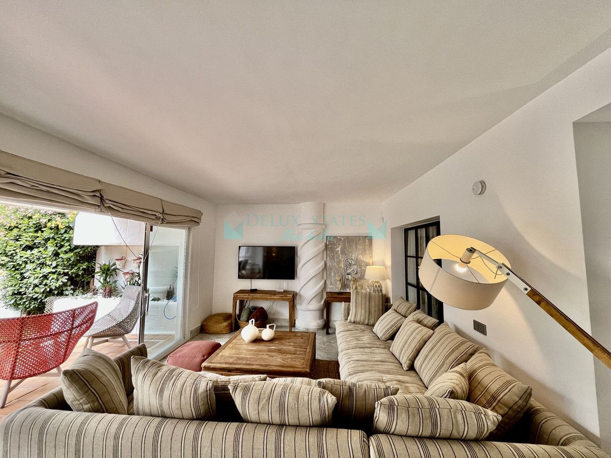 Town House for rent in Marbella