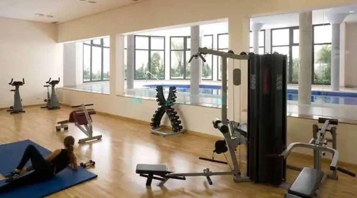 Adosado en alquiler en Benahavis