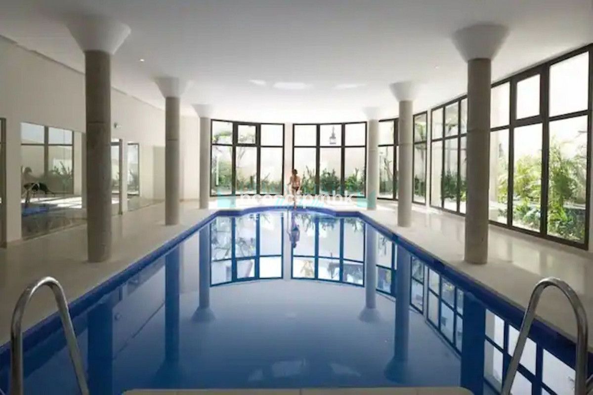 Town House for rent in Benahavis