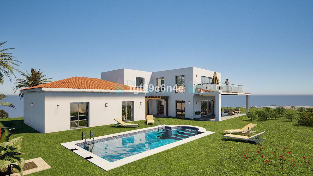 Plot for sale in Estepona