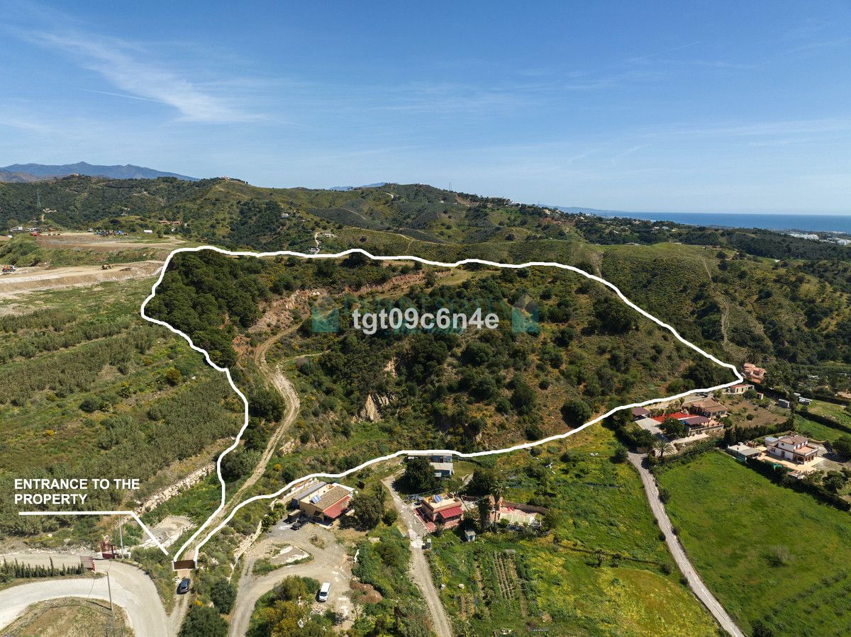 Plot for sale in Estepona