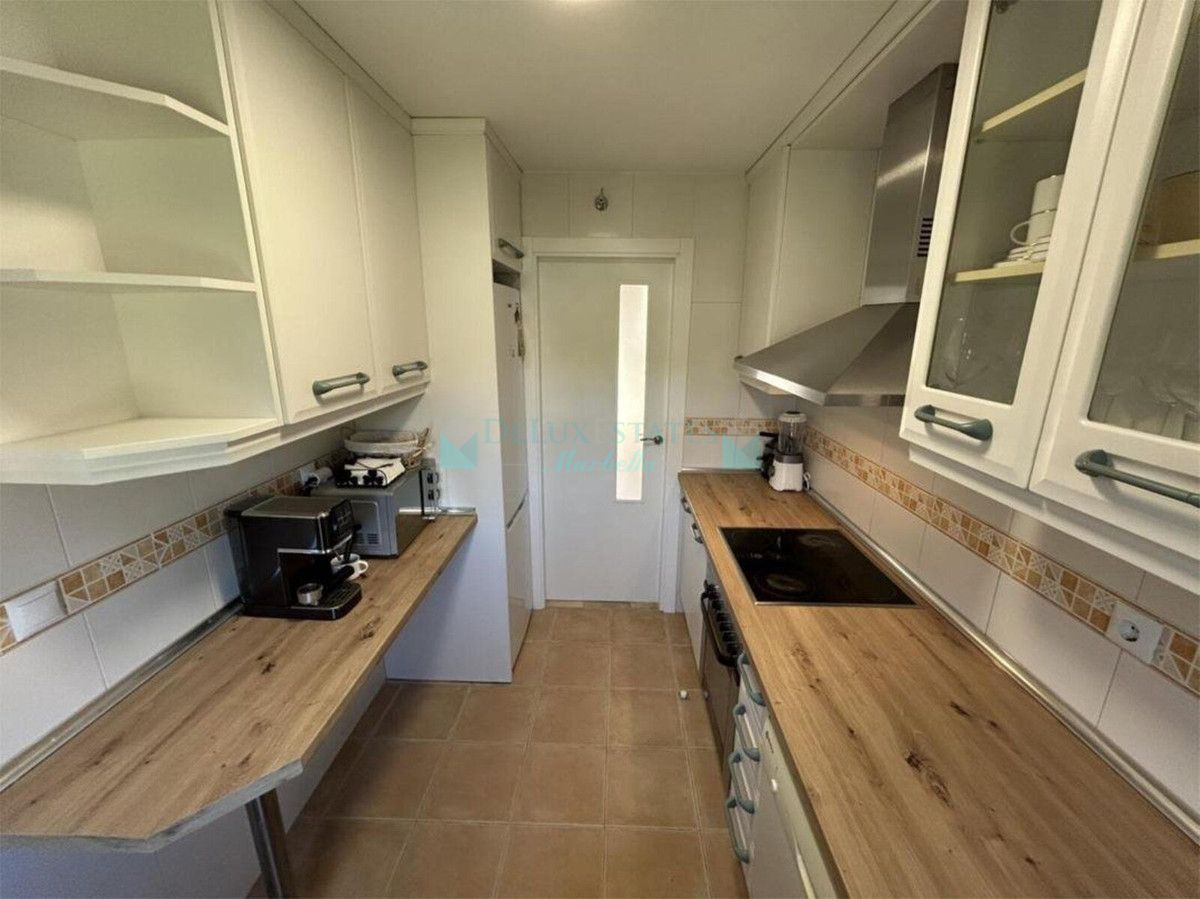 Apartamento en venta en Marbesa, Marbella Este