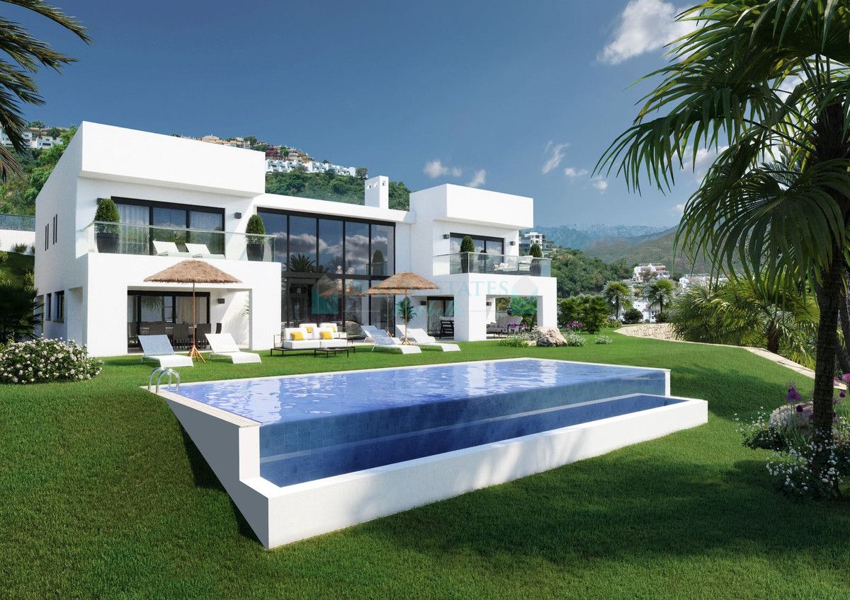 Villa en venta en La Mairena, Marbella Este