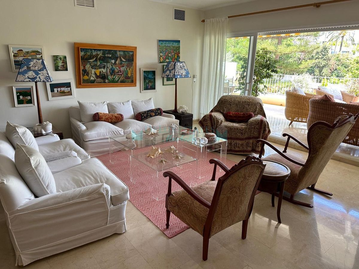 Apartment for rent in Marbella