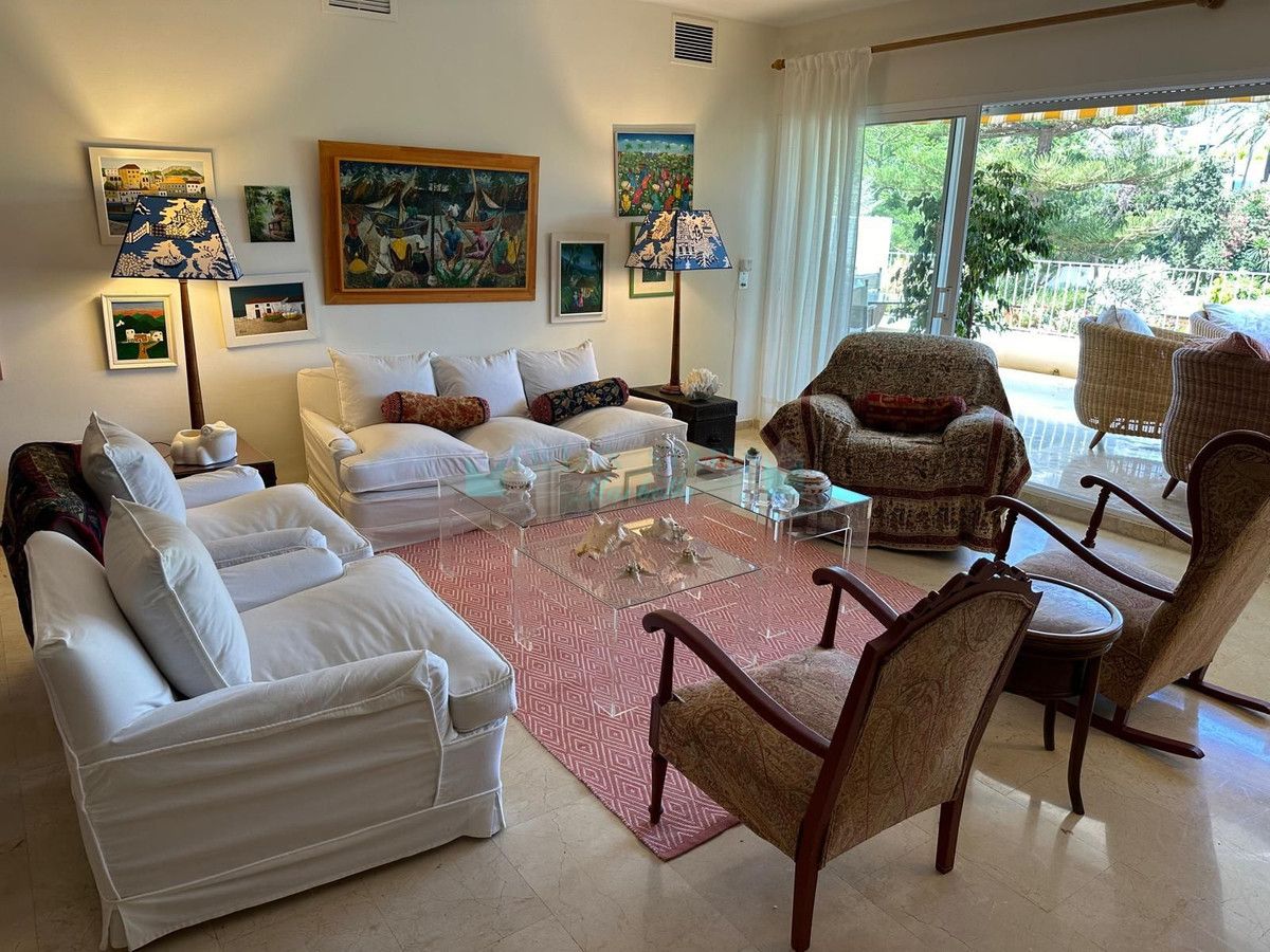 Apartment for rent in Marbella