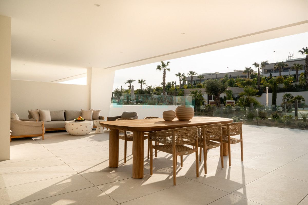 Ground Floor Apartment for sale in Marbella Golden Mile