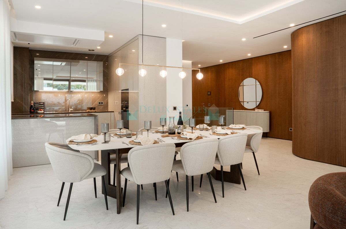 Ground Floor Apartment for sale in Marbella Golden Mile