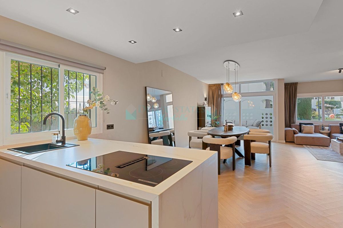 Adosado en alquiler en Guadalmina Baja, San Pedro de Alcantara