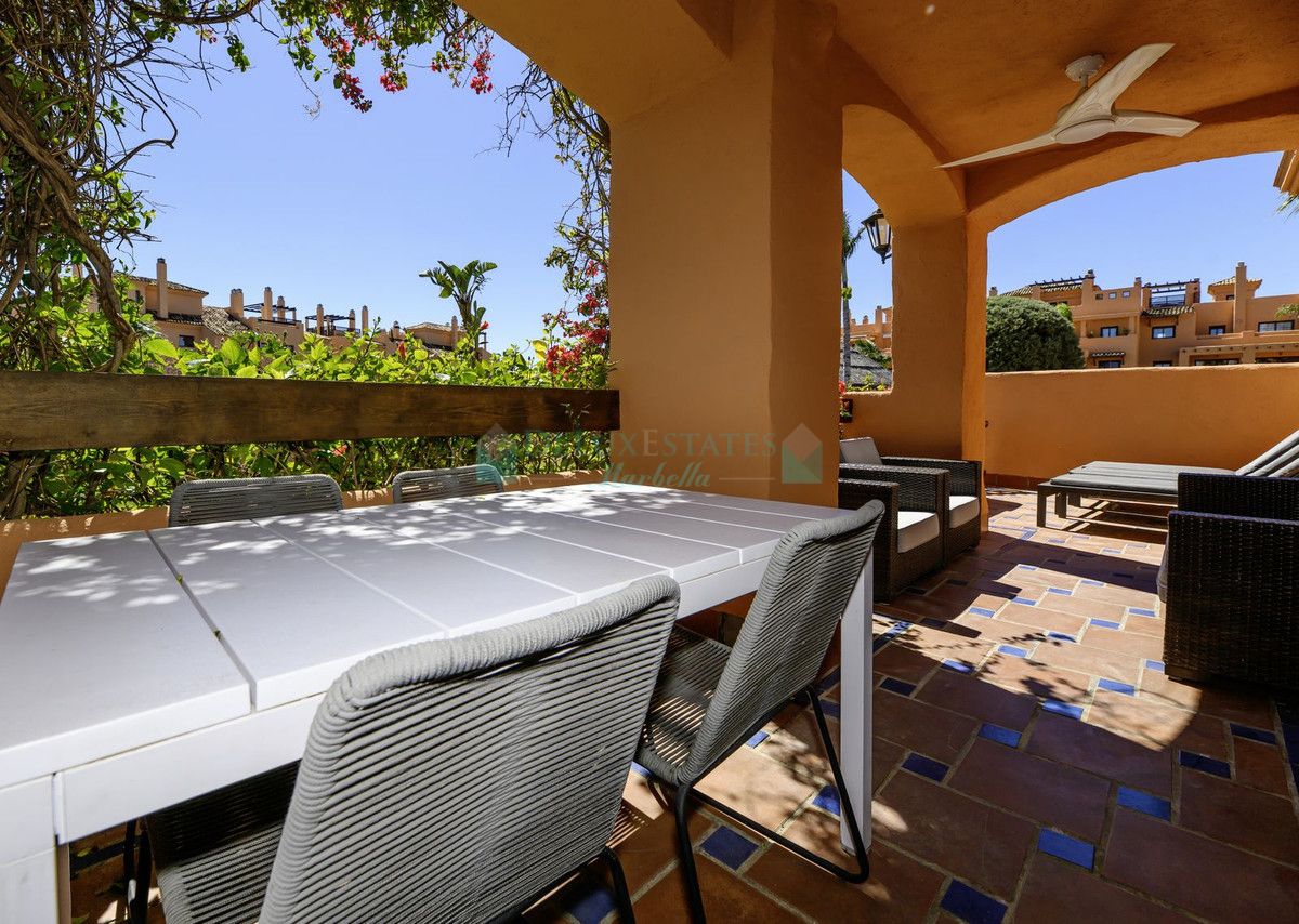 Apartamento Planta Baja en venta en Estepona