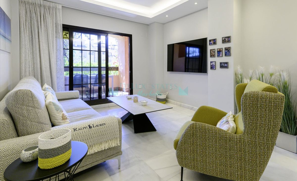 Apartamento Planta Baja en venta en Estepona