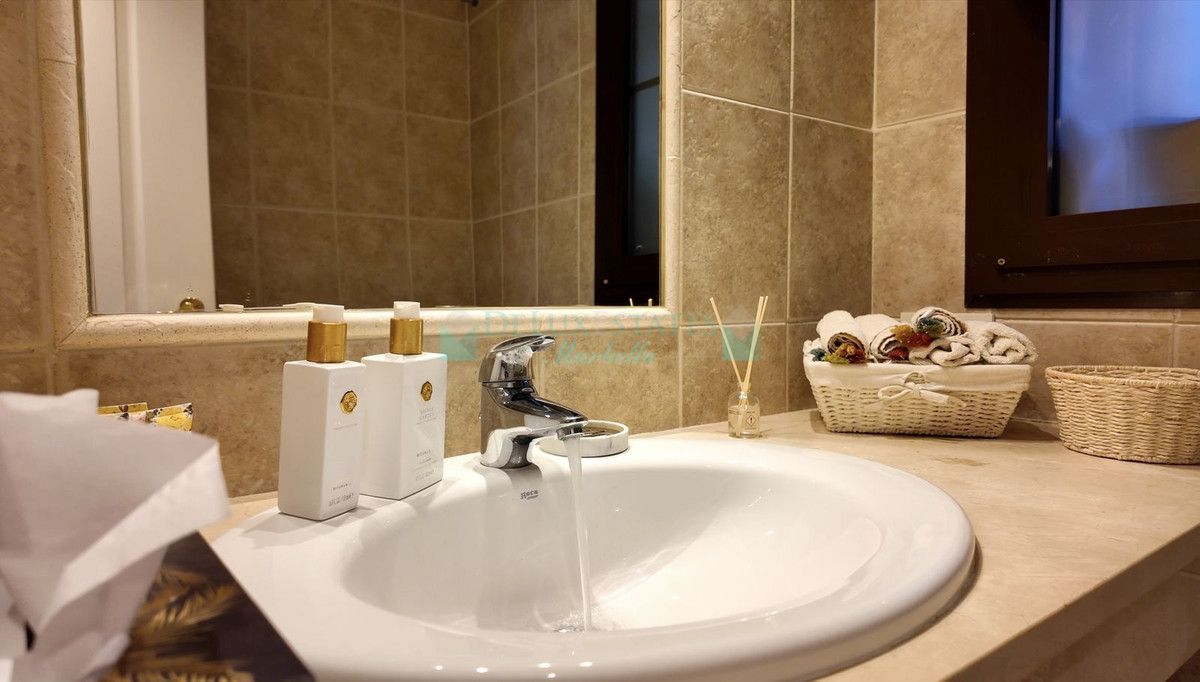 Apartamento Planta Baja en venta en Estepona