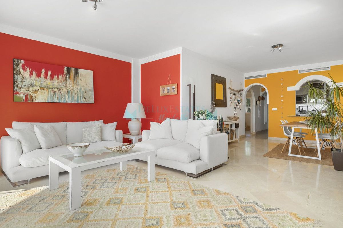 Ground Floor Apartment for sale in Estepona