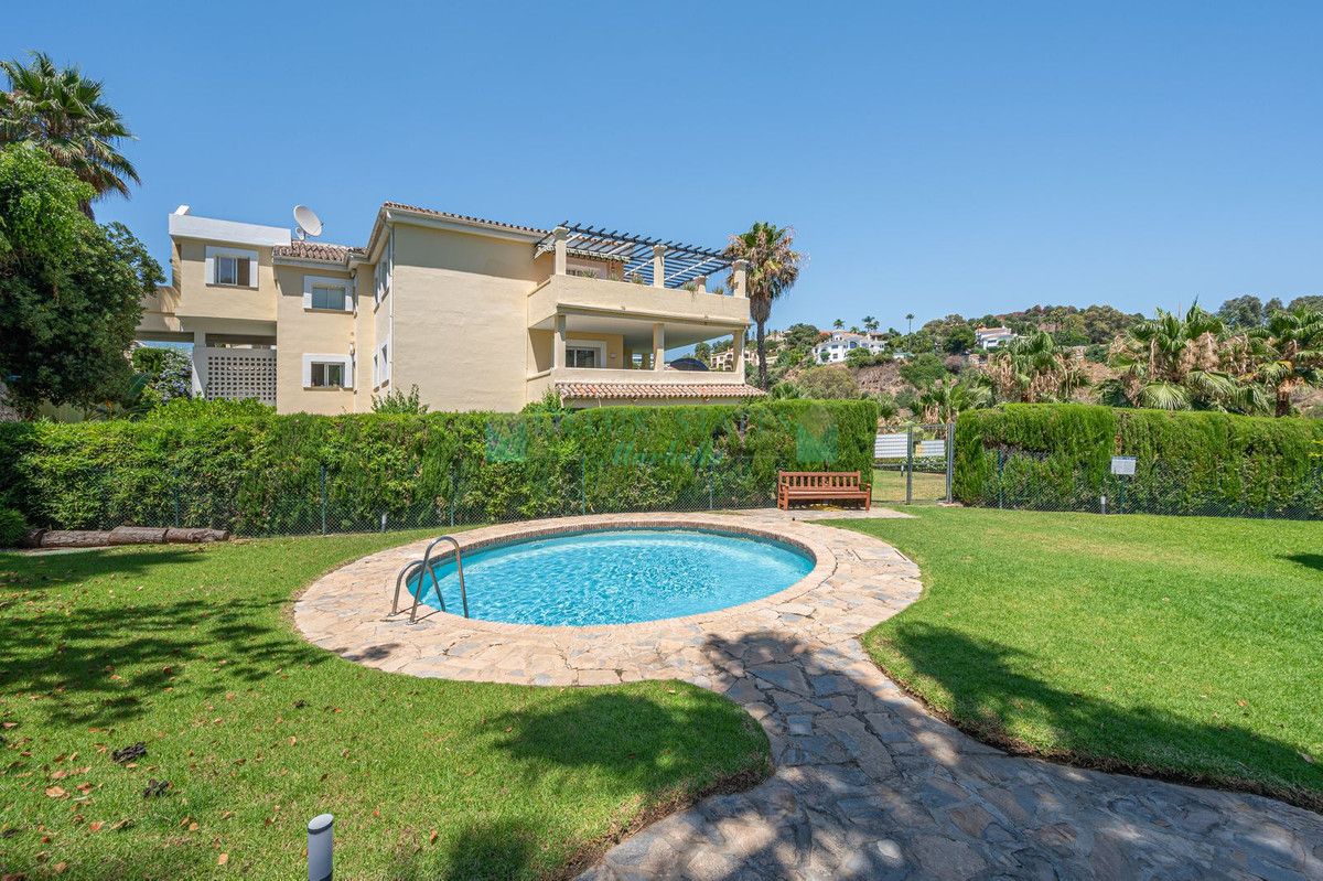 Ground Floor Apartment for sale in La Quinta, Benahavis