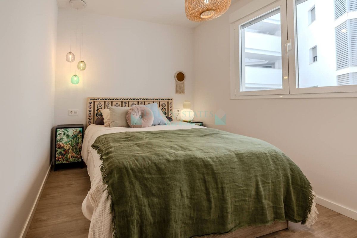 Apartment for sale in La Campana, Nueva Andalucia