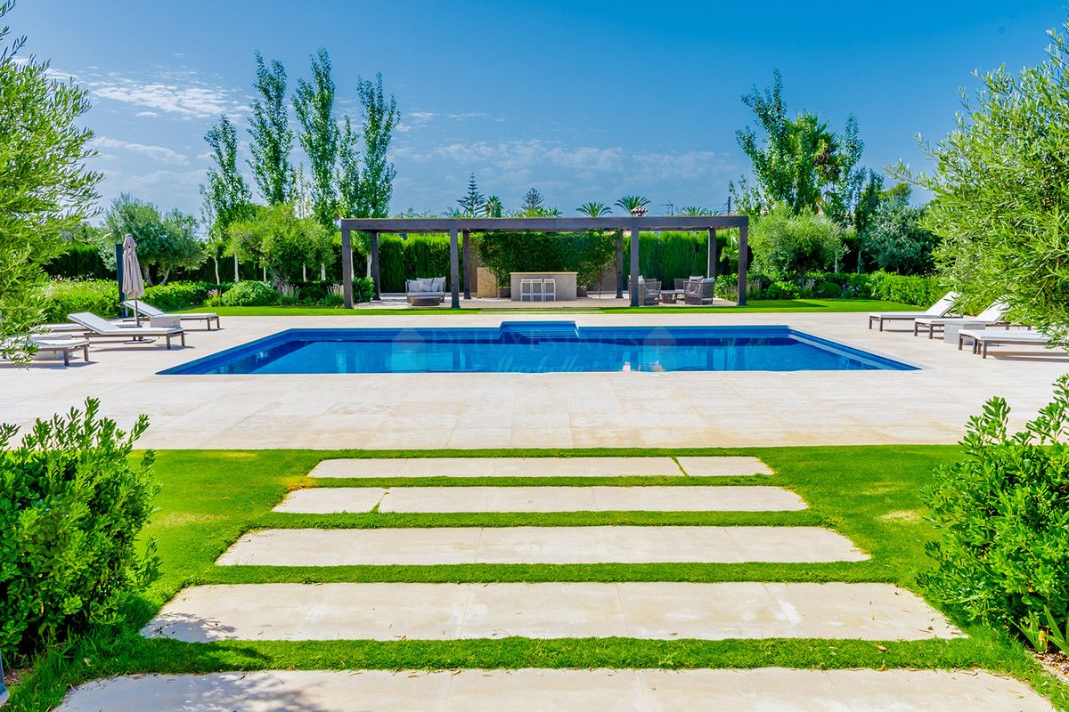 Villa en venta en Guadalmina Alta, San Pedro de Alcantara