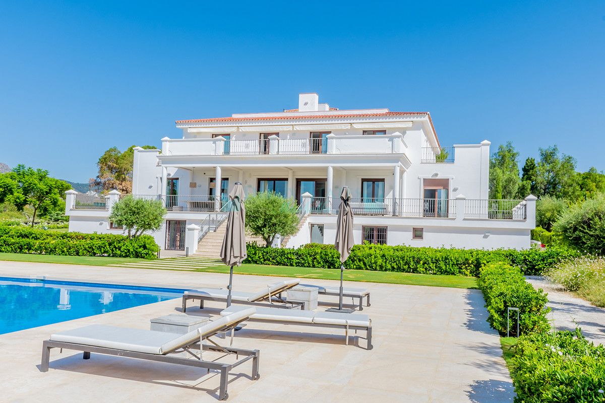 Villa for sale in Guadalmina Alta, San Pedro de Alcantara